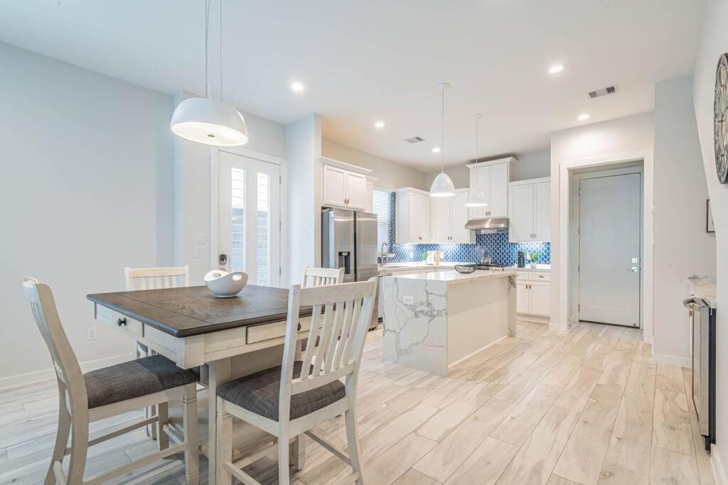 Charming 3-Bedroom Luxury Home Near Downtown, Nrg, Galleria & Medical Center Houston Dış mekan fotoğraf