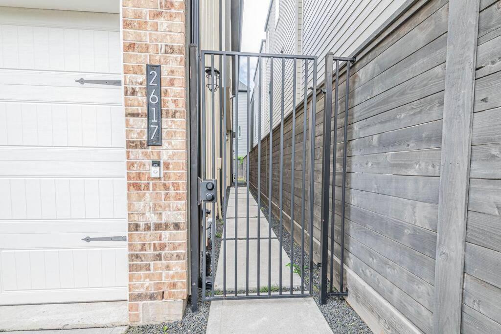 Charming 3-Bedroom Luxury Home Near Downtown, Nrg, Galleria & Medical Center Houston Dış mekan fotoğraf